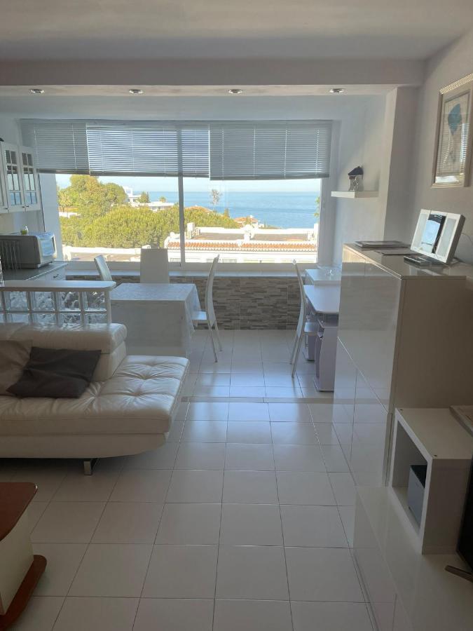 Precioso Estudio En Zona Residencial Miraflores Apartamento